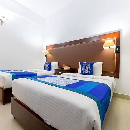 Hotel Oyo 7188 Ajantha Regency Kochi Zewnętrze zdjęcie